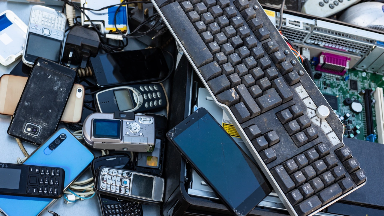 How can old mobile phones be reused or repurposed?